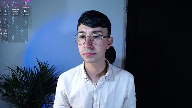 Snapshot of cameron_cum chatting on 7, 1, 2025 cameron cum online show from 7, 1, 2025