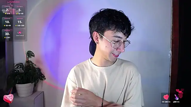 Snapshot of cameron_cum chatting on 21, 2, 2025 cameron cum online show from 21, 2, 2025