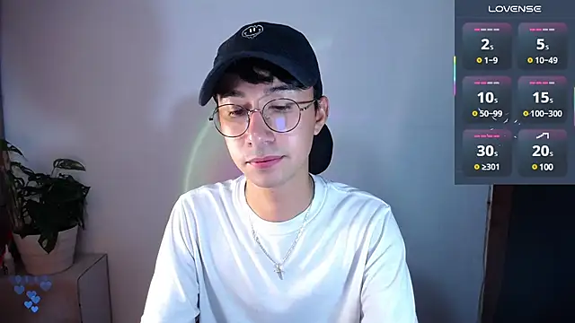 Snapshot of cameron_cum chatting on 22, 2, 2025 cameron cum online show from 22, 2, 2025