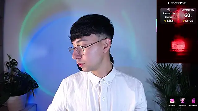 Snapshot of cameron_cum chatting on 1, 3, 2025 cameron cum online show from 1, 3, 2025