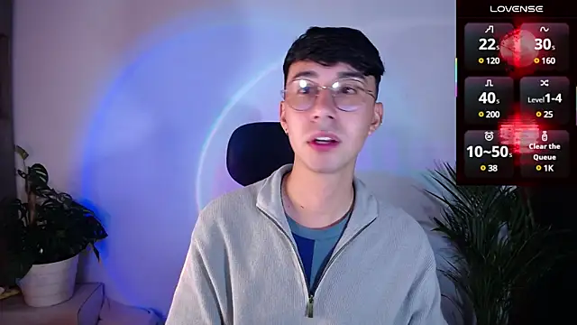 Snapshot of cameron_cum chatting on 3, 3, 2025 cameron cum online show from 3, 3, 2025