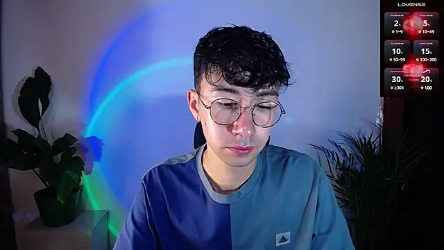 Snapshot of cameron_cum chatting on 17, 3, 2025 cameron cum online show from 17, 3, 2025