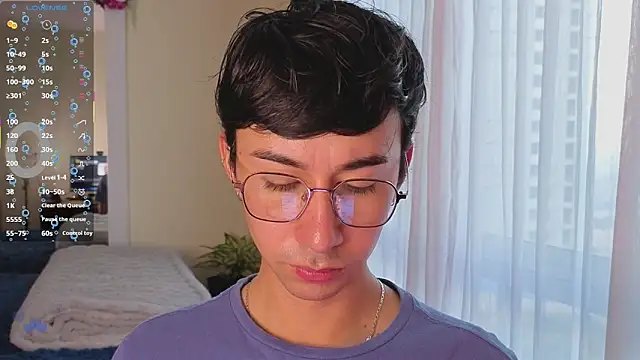 Snapshot of cameron_cum chatting on 17, 12, 2025 cameron cum online show from 17, 12, 2025