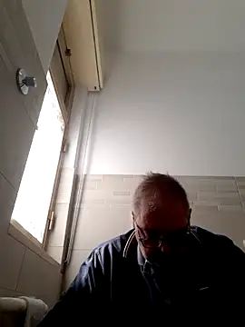 bluangelo online show from 6, 11, 2025