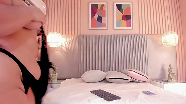 Snapshot of samyriverss chatting on 1, 10, 2025 samyriverss online show from 1, 10, 2025