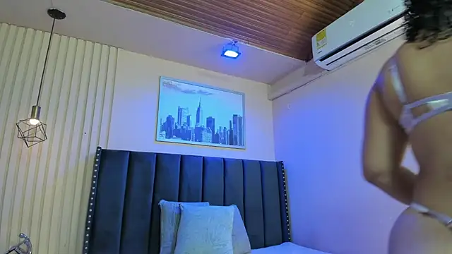 viiolett lee online show from 3, 2, 2026