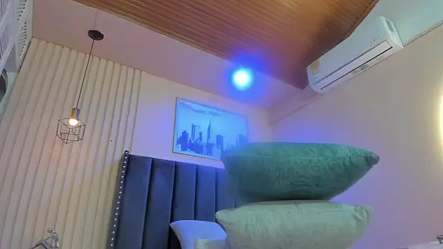 viiolett lee online show from 17, 3, 2026