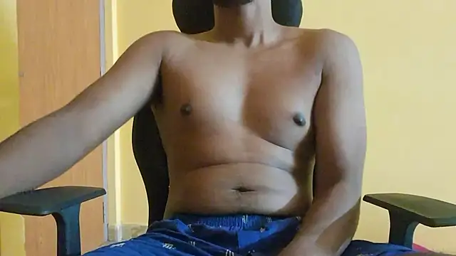 Snapshot of Aloneguy_bangalore chatting on 17, 10, 2025 Aloneguy bangalore online show from 17, 10, 2025