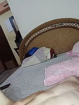 Milfvalesk online show from 31, 1, 2025