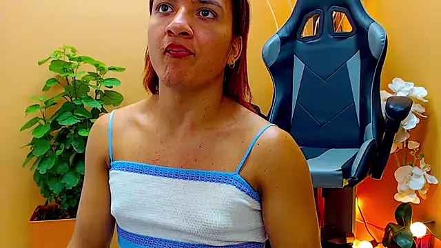 aslyhernandez 7 online show from 26, 2, 2025