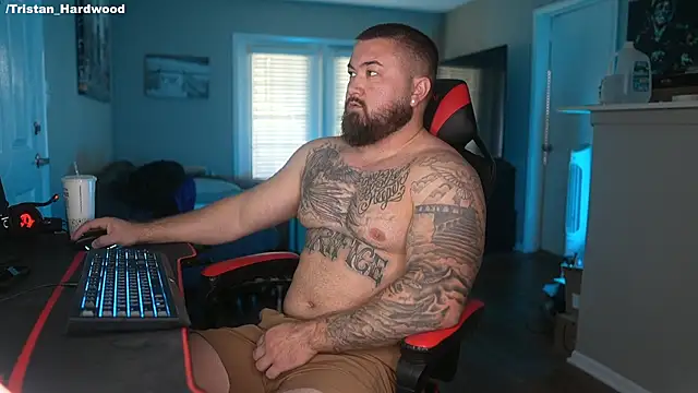 B The Creator X online show from 11, 3, 2025