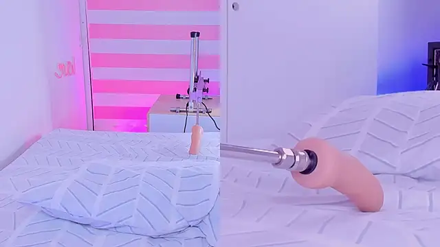 pamela cm online show from 1, 3, 2025