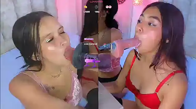 Snapshot of mylittle_princess chatting on 16, 3, 2025 mylittle princess online show from 16, 3, 2025