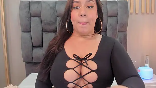 Snapshot of mariaa_fernanda chatting on 10, 9, 2025 mariaa fernanda online show from 10, 9, 2025