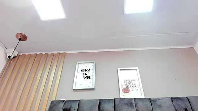 Snapshot of mariaa_fernanda chatting on 16, 9, 2025 mariaa fernanda online show from 16, 9, 2025