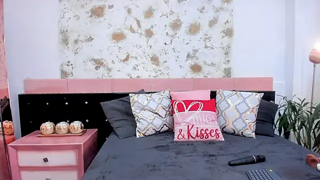 Snapshot of BERGINY_ chatting on 11, 3, 2025 BERGINY online show from 11, 3, 2025