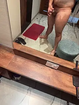 versatile guy01 online show from 2, 10, 2025