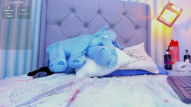 Snapshot of LINASTARK chatting on 17, 1, 2025 LINASTARK online show from 17, 1, 2025