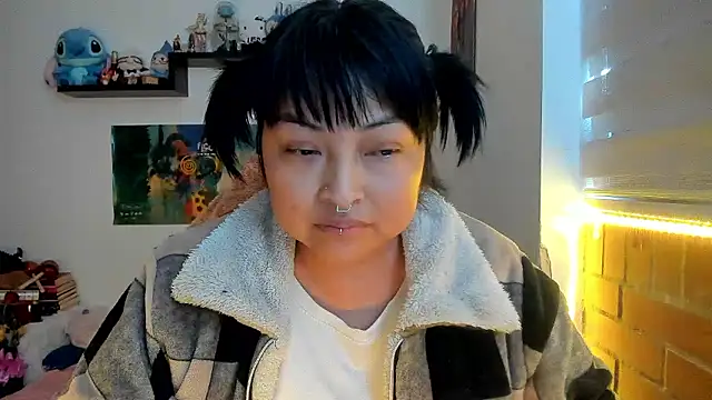 Shaddycute  online show from 18, 2, 2026