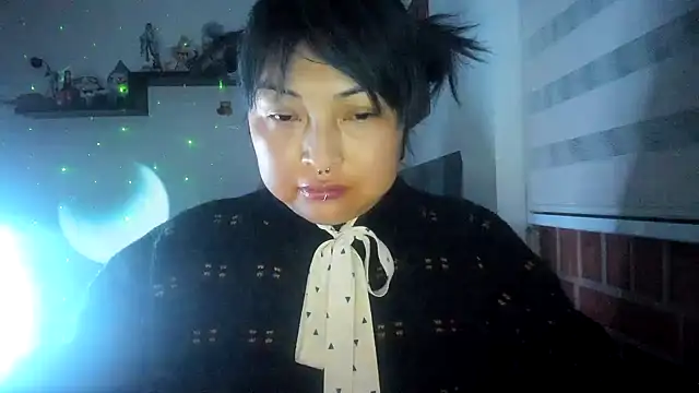 Shaddycute  online show from 10, 4, 2026