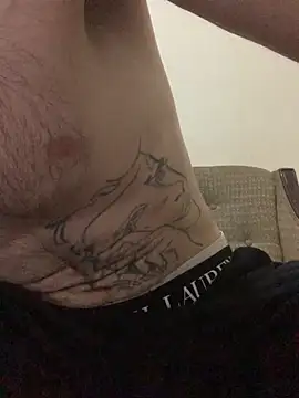 Snapshot of J3sus721 chatting on 11, 10, 2025 J3sus721 online show from 11, 10, 2025