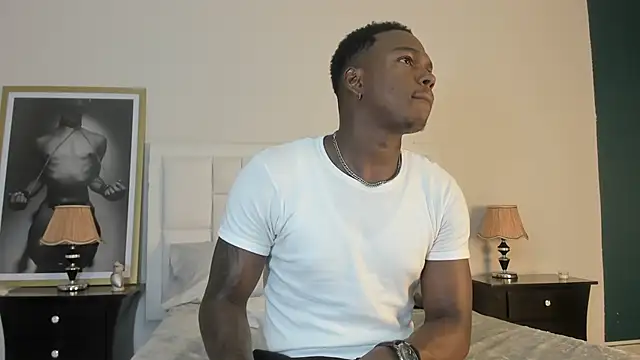 Snapshot of Troykhalil chatting on 4, 2, 2025 Troykhalil online show from 4, 2, 2025