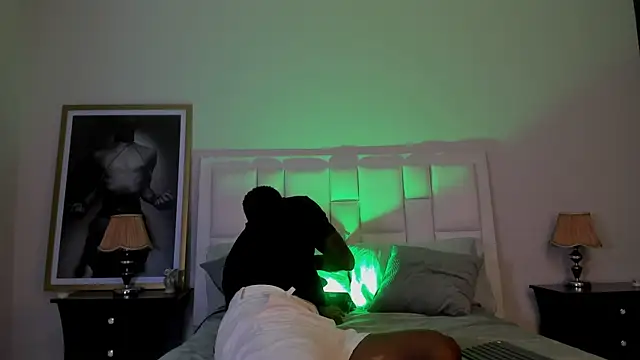 Snapshot of Troykhalil chatting on 5, 2, 2025 Troykhalil online show from 5, 2, 2025