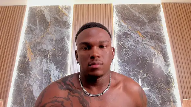 Snapshot of Troykhalil chatting on 8, 2, 2025 Troykhalil online show from 8, 2, 2025