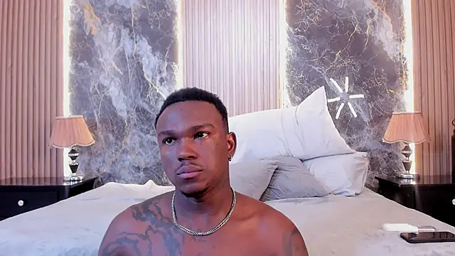 Snapshot of Troykhalil chatting on 14, 2, 2025 Troykhalil online show from 14, 2, 2025