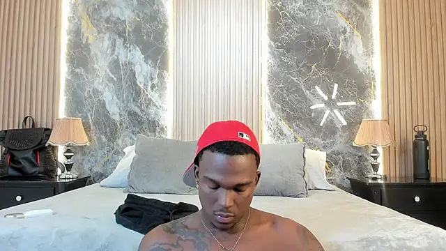 Snapshot of Troykhalil chatting on 21, 2, 2025 Troykhalil online show from 21, 2, 2025