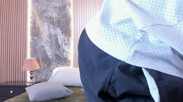 Snapshot of Troykhalil chatting on 21, 2, 2025 Troykhalil online show from 21, 2, 2025