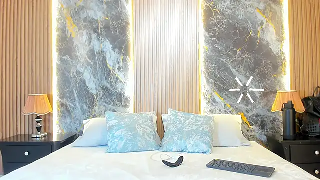 Snapshot of Troykhalil chatting on 5, 3, 2025 Troykhalil online show from 5, 3, 2025