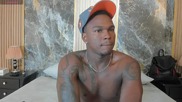 Snapshot of Troykhalil chatting on 15, 3, 2025 Troykhalil online show from 15, 3, 2025