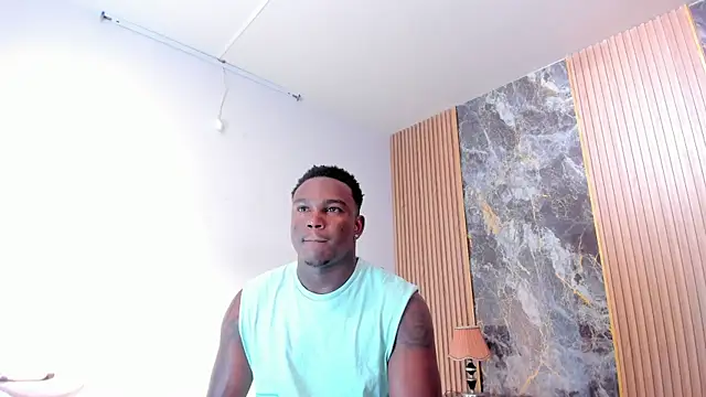 Snapshot of Troykhalil chatting on 10, 9, 2025 Troykhalil online show from 10, 9, 2025