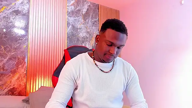 Snapshot of Troykhalil chatting on 8, 10, 2025 Troykhalil online show from 8, 10, 2025