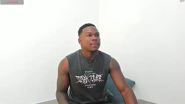 Snapshot of Troykhalil chatting on 10, 11, 2025 Troykhalil online show from 10, 11, 2025