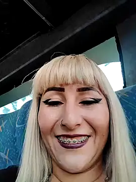 florecita9 online show from 9, 1, 2025