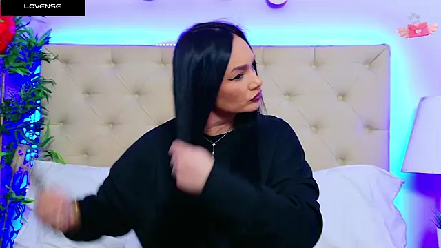 Snapshot of DaliyaArabian chatting on 7, 2, 2025 DaliyaArabian online show from 7, 2, 2025