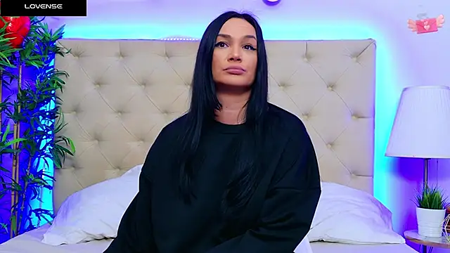 Snapshot of DaliyaArabian chatting on 7, 2, 2025 DaliyaArabian online show from 7, 2, 2025