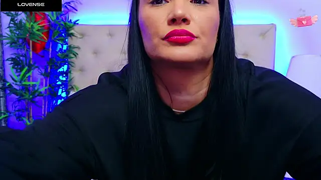 Snapshot of DaliyaArabian chatting on 14, 2, 2025 DaliyaArabian online show from 14, 2, 2025
