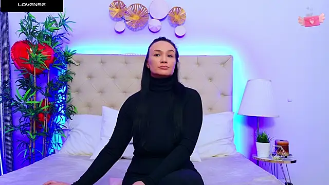 Snapshot of DaliyaArabian chatting on 4, 3, 2025 DaliyaArabian online show from 4, 3, 2025