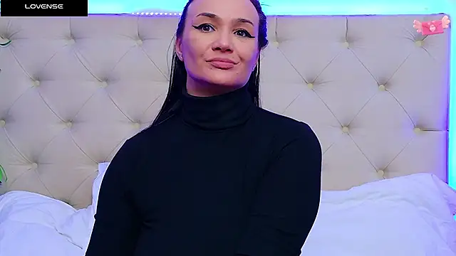 Snapshot of DaliyaArabian chatting on 5, 3, 2025 DaliyaArabian online show from 5, 3, 2025
