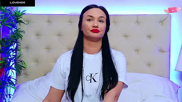 Snapshot of DaliyaArabian chatting on 6, 3, 2025 DaliyaArabian online show from 6, 3, 2025