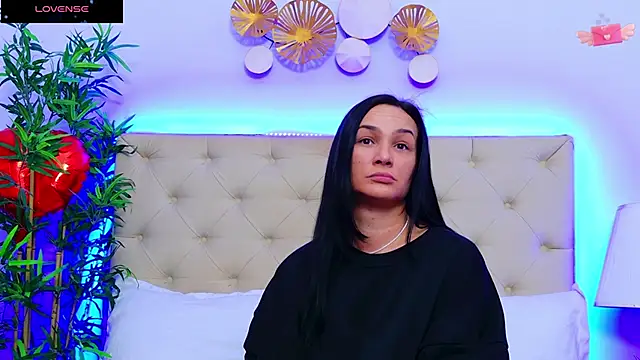Snapshot of DaliyaArabian chatting on 19, 3, 2025 DaliyaArabian online show from 19, 3, 2025