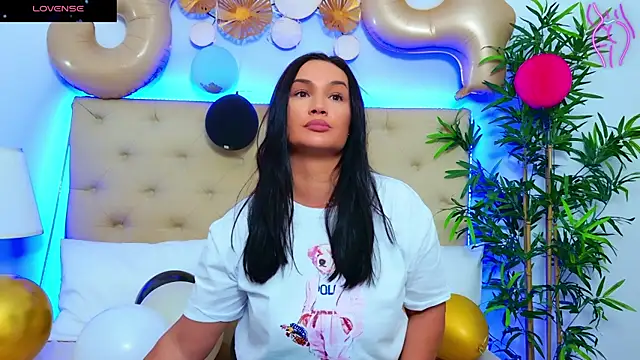 Snapshot of DaliyaArabian chatting on 22, 9, 2025 DaliyaArabian online show from 22, 9, 2025