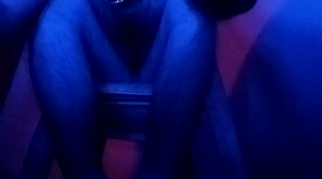 Chatoxxx614 online show from 31, 12, 2024