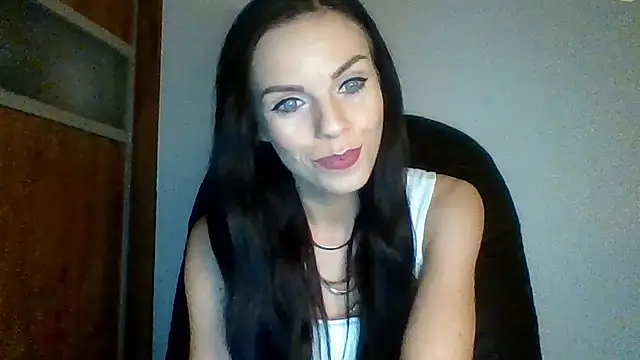 Snapshot of CassieSensual chatting on 8, 2, 2025 CassieSensual online show from 8, 2, 2025