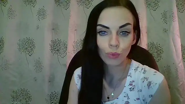 Snapshot of CassieSensual chatting on 16, 9, 2025 CassieSensual online show from 16, 9, 2025