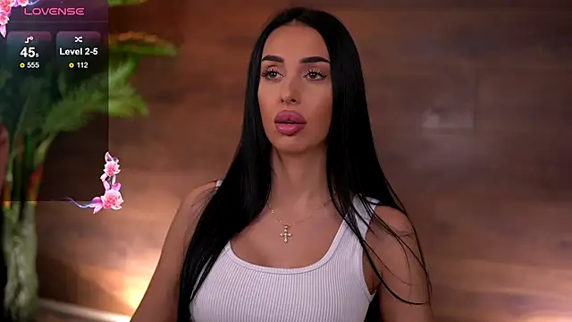 KairaAndrews online show from 19, 11, 2025