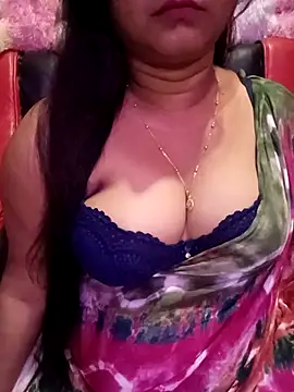 Snapshot of ella_mariya chatting on 19, 4, 2026 ella mariya online show from 19, 4, 2026
